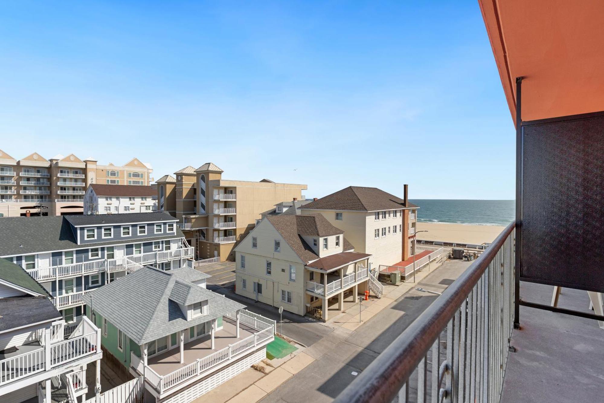 אושן סיטי Americana Motor Inn On Boardwalk מראה חיצוני תמונה